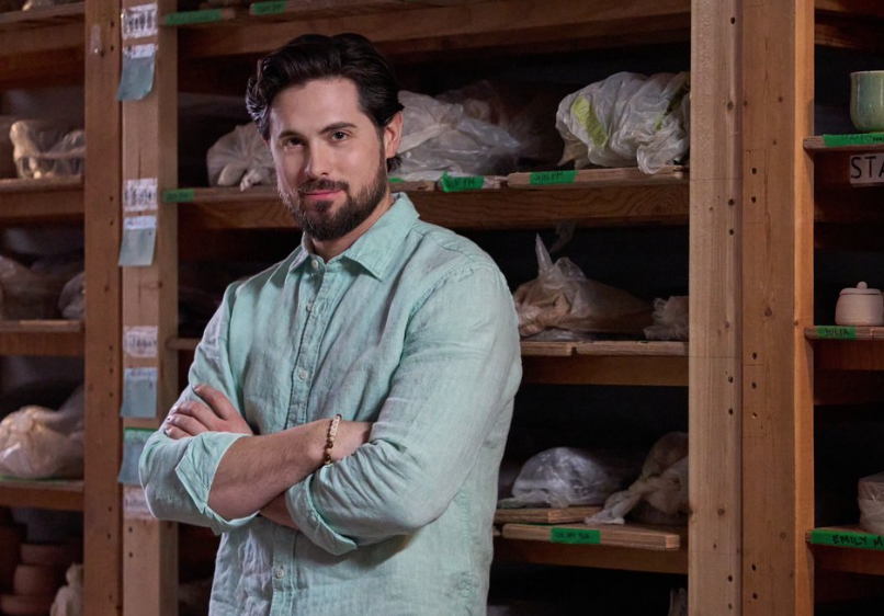 Michell29743596's tweet image. Less than an hour to go! #TwoForTee with #ChrisMcNally and @JanelParrish on @hallmarkchannel