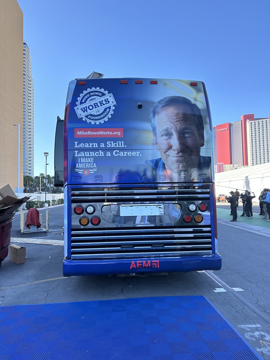 The Real Mike Rowe tweet media