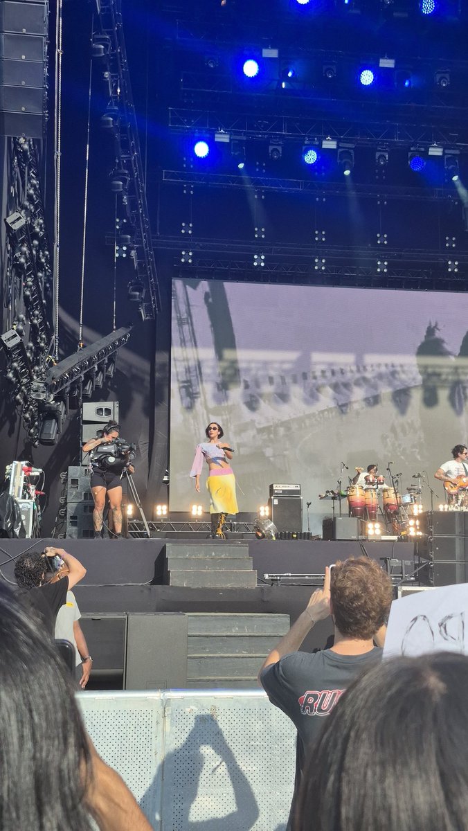 mabel ⚢ tweet media