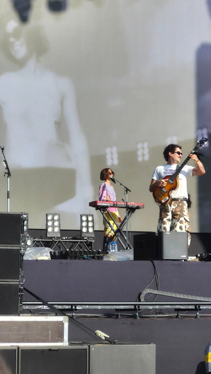 mabel ⚢ tweet media