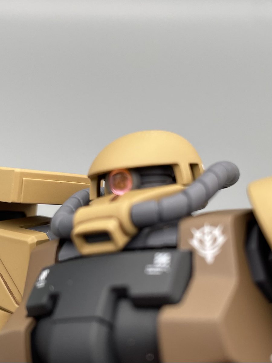 GpNkus's tweet photo. ガンプラ完成ポスト
HGUCザクⅡF2型
スパイクシャープ化慣れてきたも
初めてモノアイレーン自作してみたけど
これはい���ねーコスパよし

#ガンプラ好きと繋がりたい 
#ザク2F2型
#ガンプラ完成品 https://t.co/fjqeJv81wB