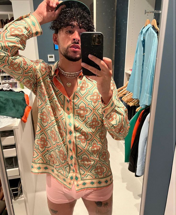 BAD BUNNY DAILY UPDATES tweet media