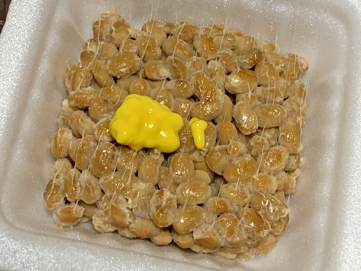 ＠もつ tweet media