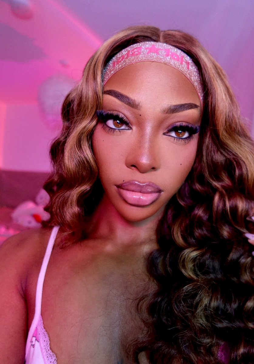 BIG MAMA ᥫ᭡ tweet media