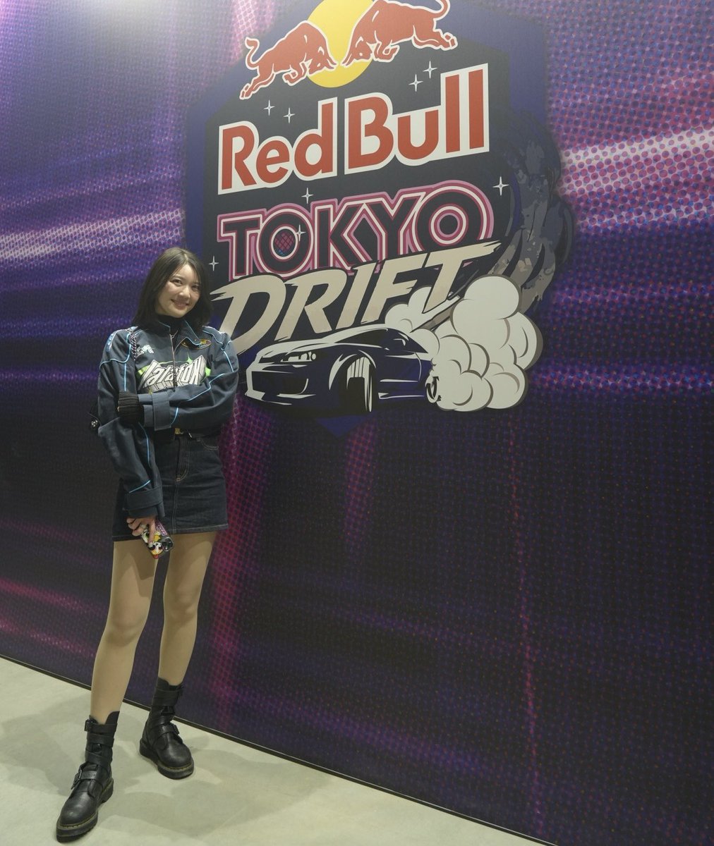 nico__mana's tweet photo. 昨日はTOKYO DRIFT☺️
ドリフト走行もスペシャルリバリーのアンベールも凄くて楽しすぎた！🔥 https://t.co/O4Xu0BwWxc