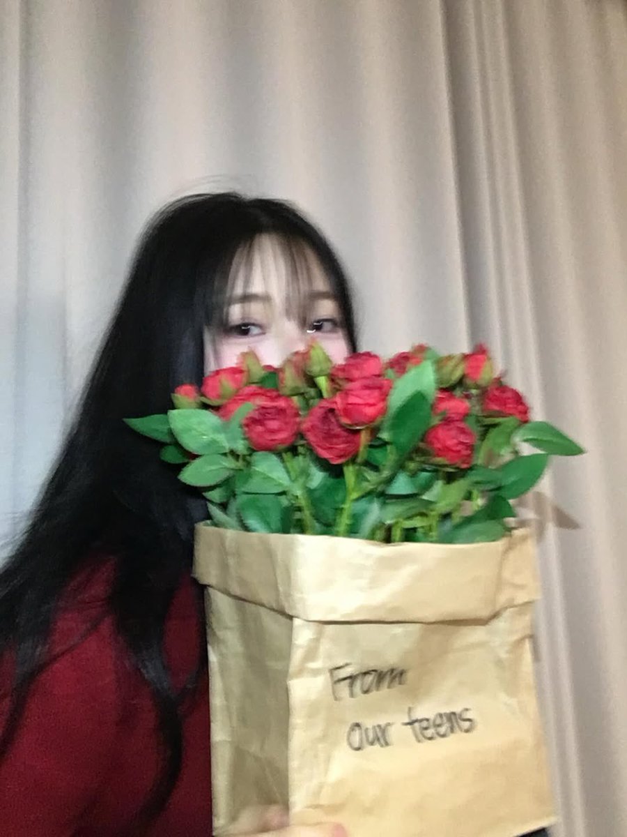 jiheon pics! tweet media