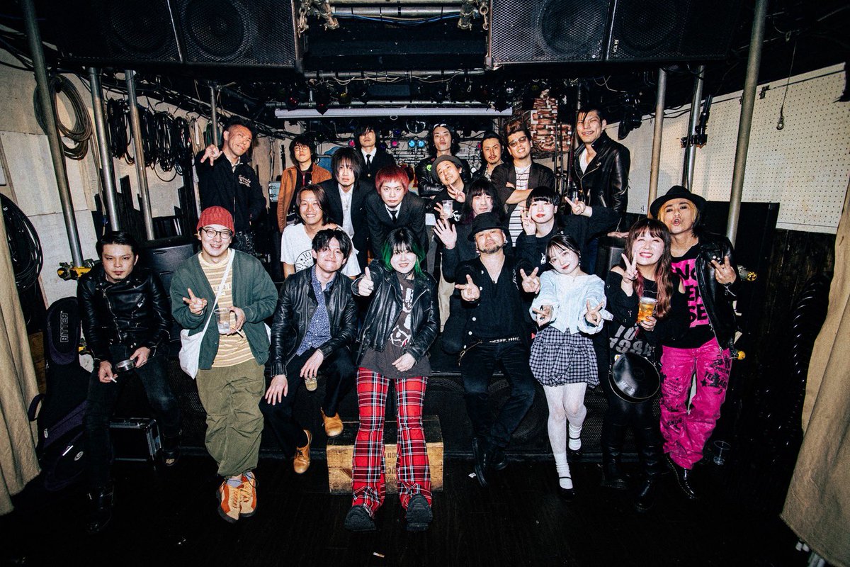 The Vapes/ザヴェイプス tweet media