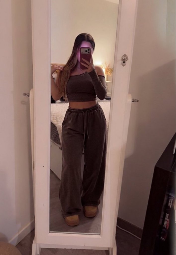 lana fft tweet media