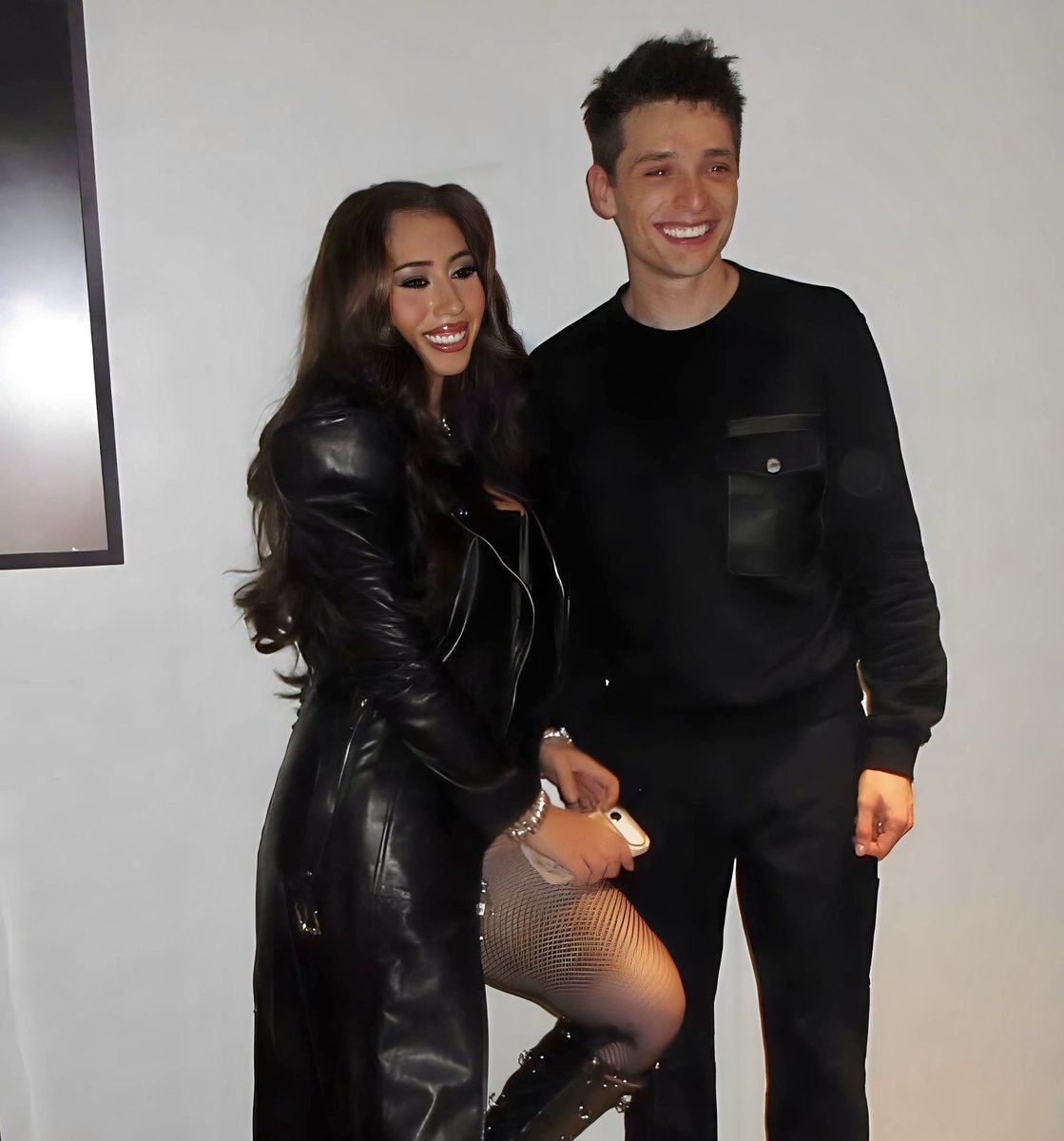 Peso Pluma junto a Kali Uchis.