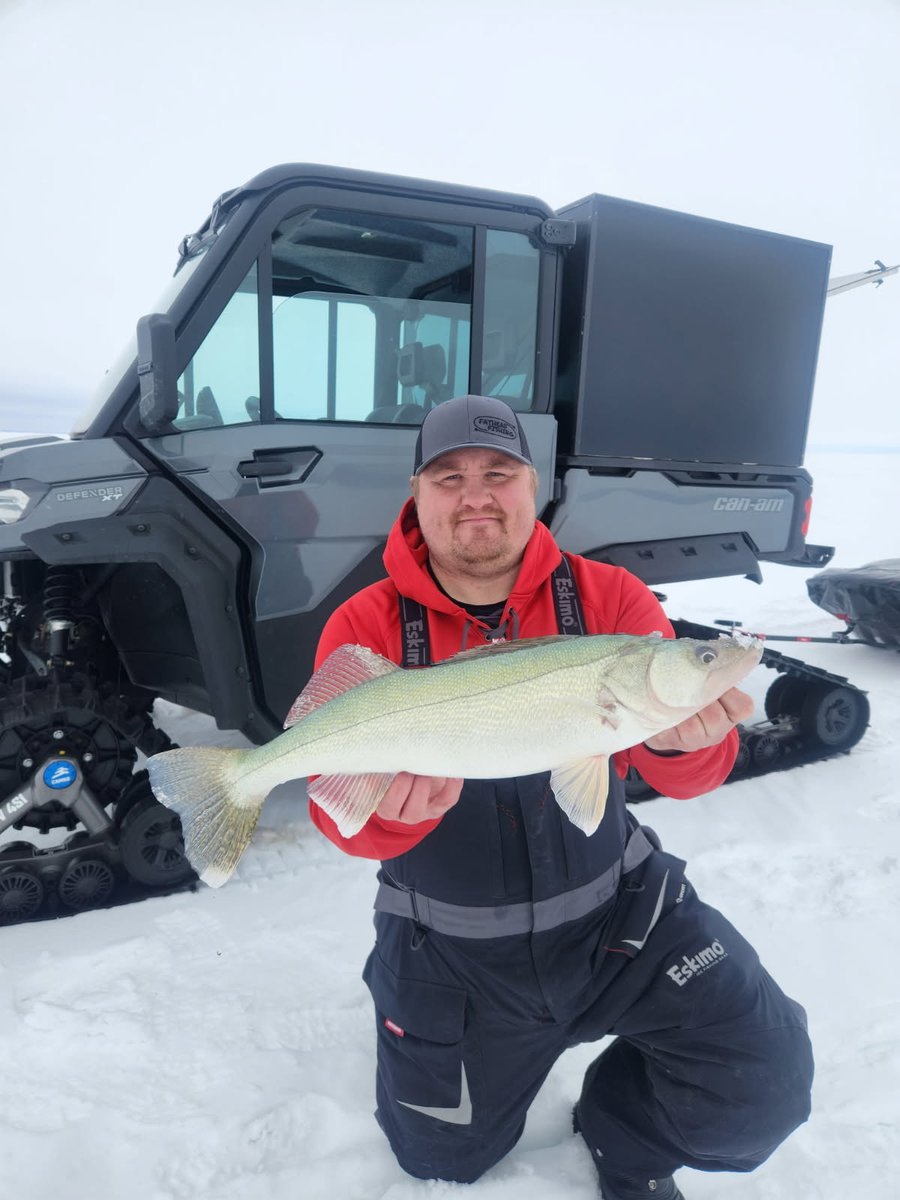 FatheadFishingND tweet media