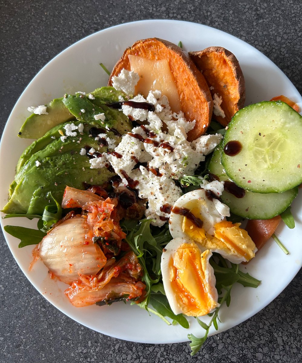 Schrödingers Arschfotze tweet media