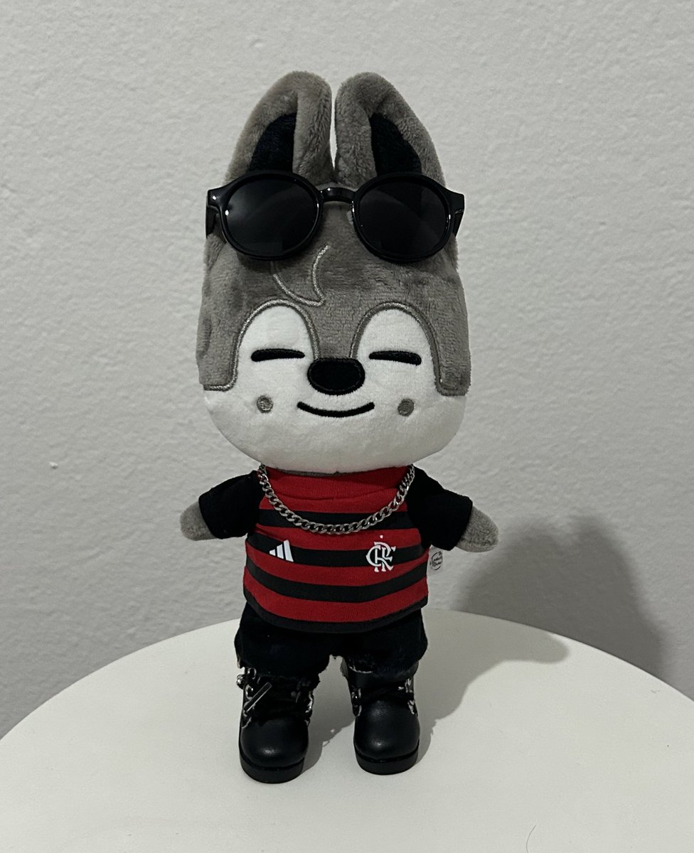 livia 🐺 VAI VER O SKZ DNV tweet media