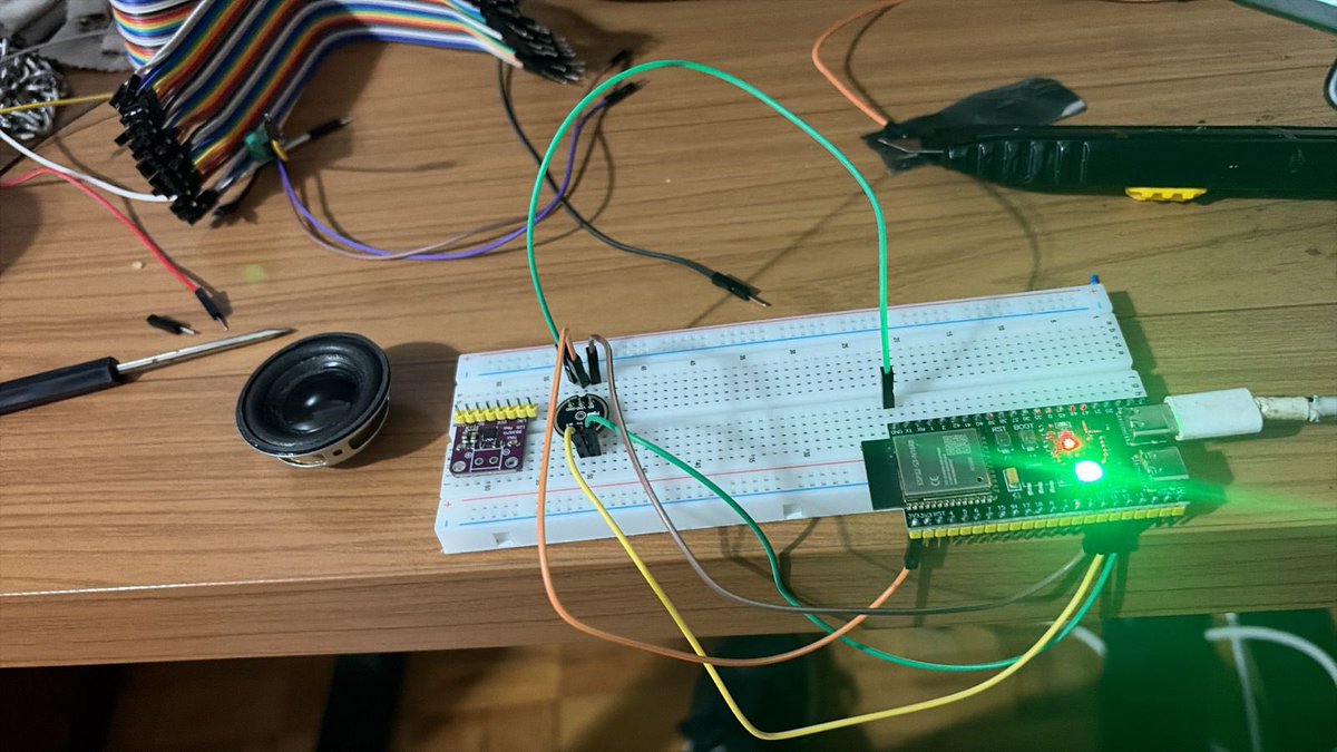 We are cooking here ✍🏻
Alguém imagina o que vai sair aqui?