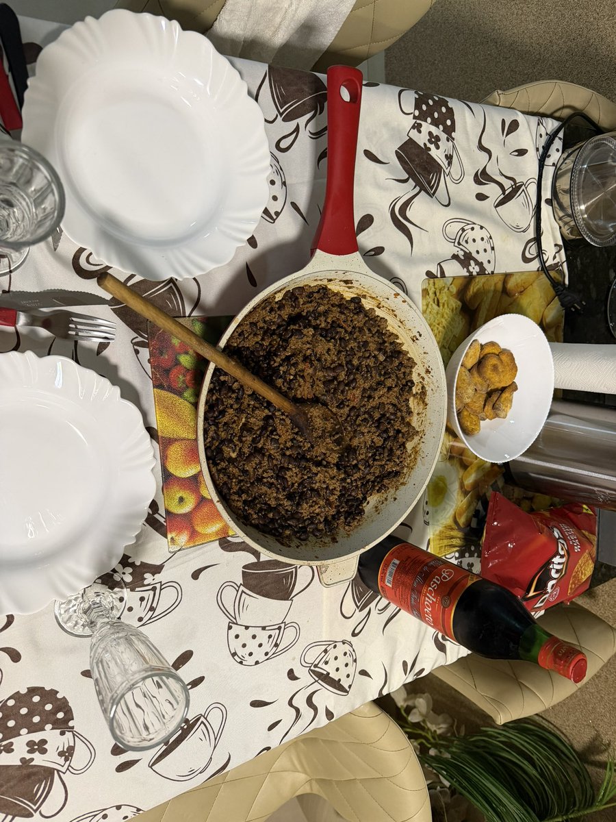 Luna GYM ERA🎃 tweet media