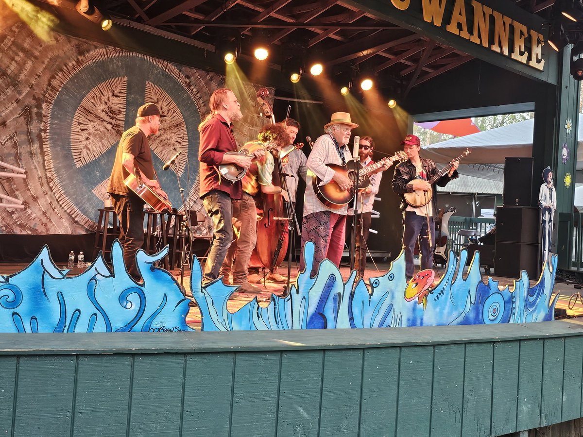 JW (Lo-Fi Outlaw) tweet media