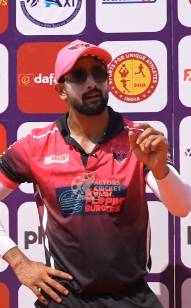 A new journey begins with Captain <a href="/fahmaankhan/">fahmaan khan</a>  👏🏏🔥. The season has started, time to dominate the field. Dominate the field, have fun, and enjoy every moment 💪❤️‍🔥Always Keep Shining 💫❤️
#fahmaankhan #fahmaanians #jaipurroyals #acbseason6