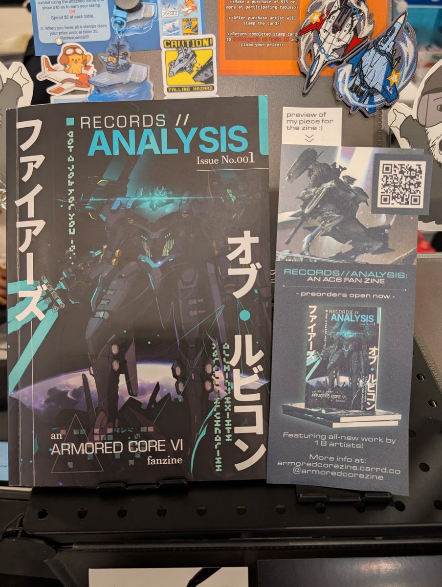 If you're at CarrierCon this weekend, visit <a href="/nevrender_/">nevrender</a> or <a href="/redteapanda/">Berns 🔜 CarrierCon</a> in the Artist Alley to view an early physical sample of the zine!