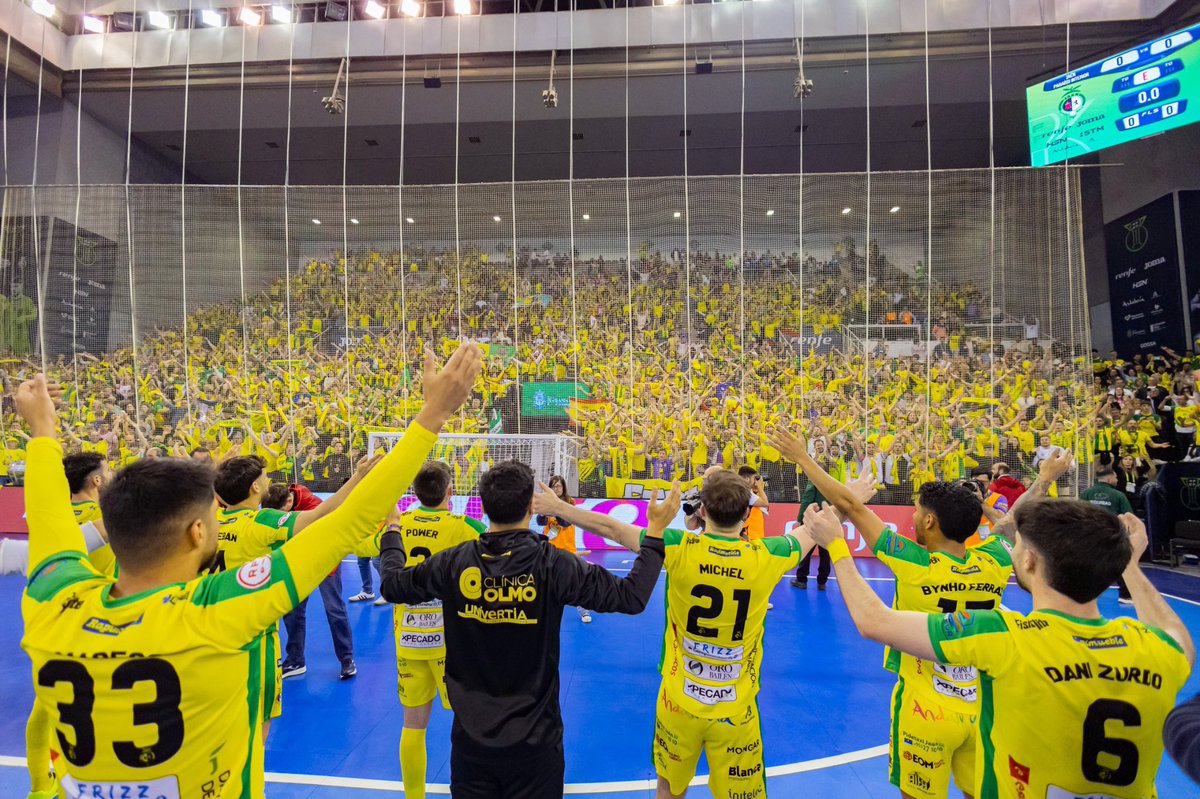 😍🔰Estoy enamorado de esta imagen. 
<a href="/JaenFS/">Jaén Paraíso Interior FS</a> . 

Sin palabras. 🙊
📸 <a href="/FutSalRFEF/">Futsal RFEF</a>