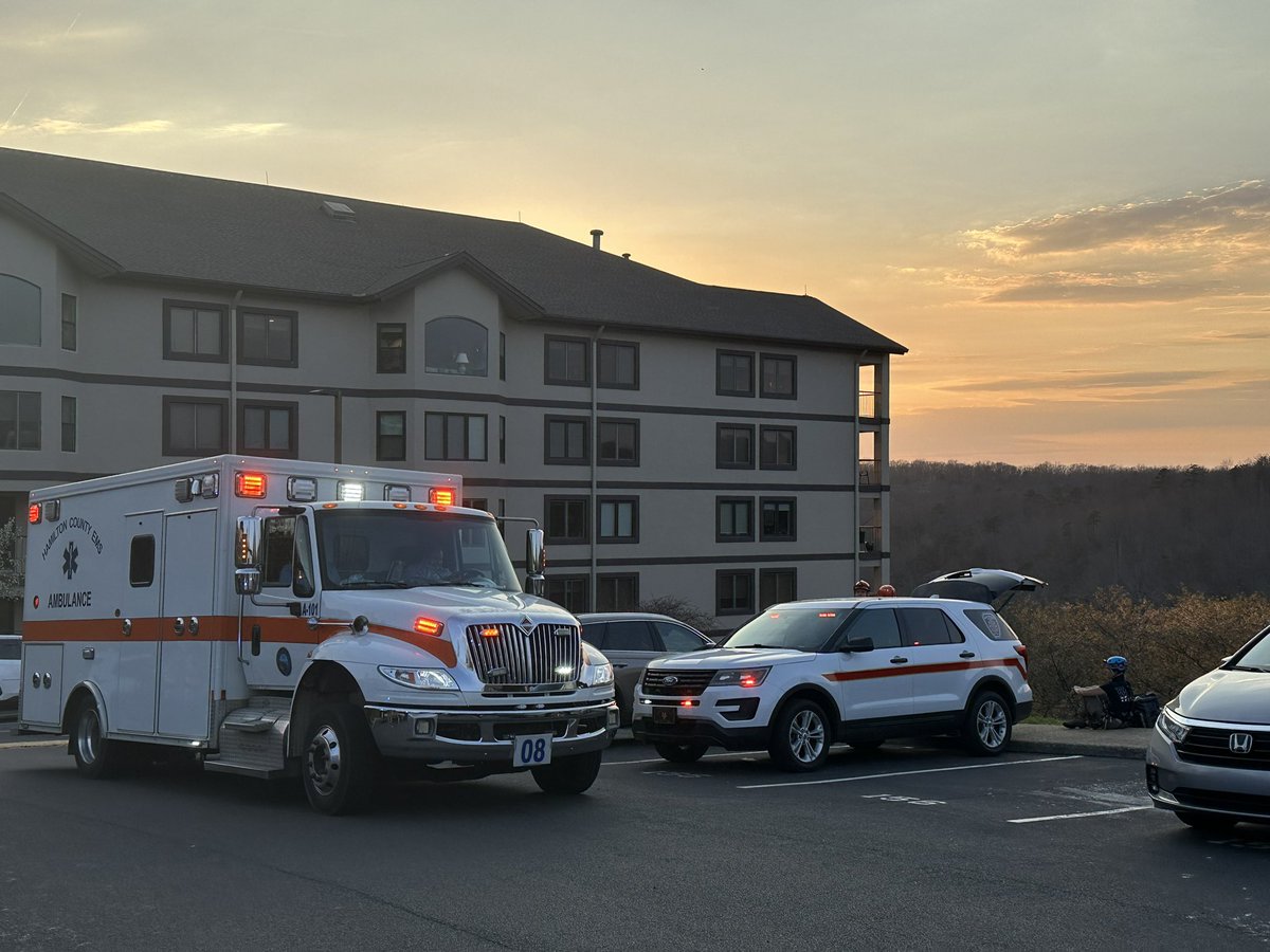 HamCoTNES tweet media