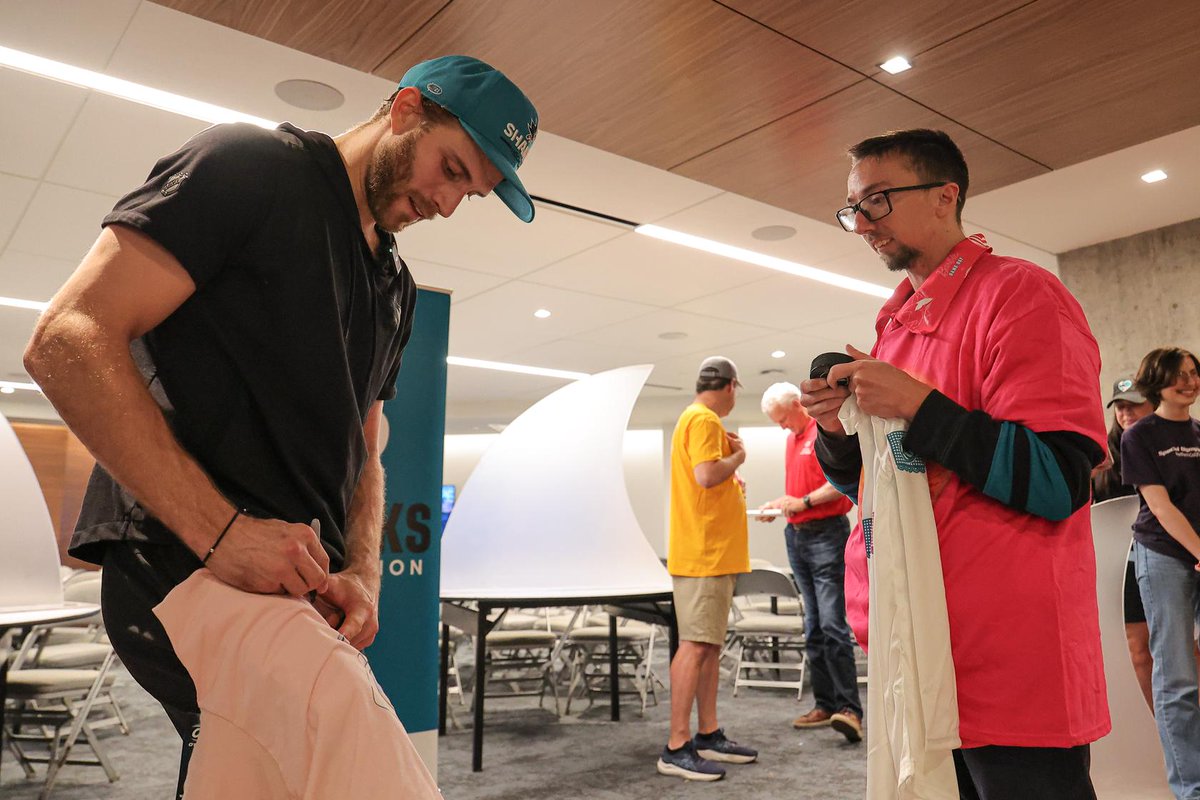 Sharks Community tweet media