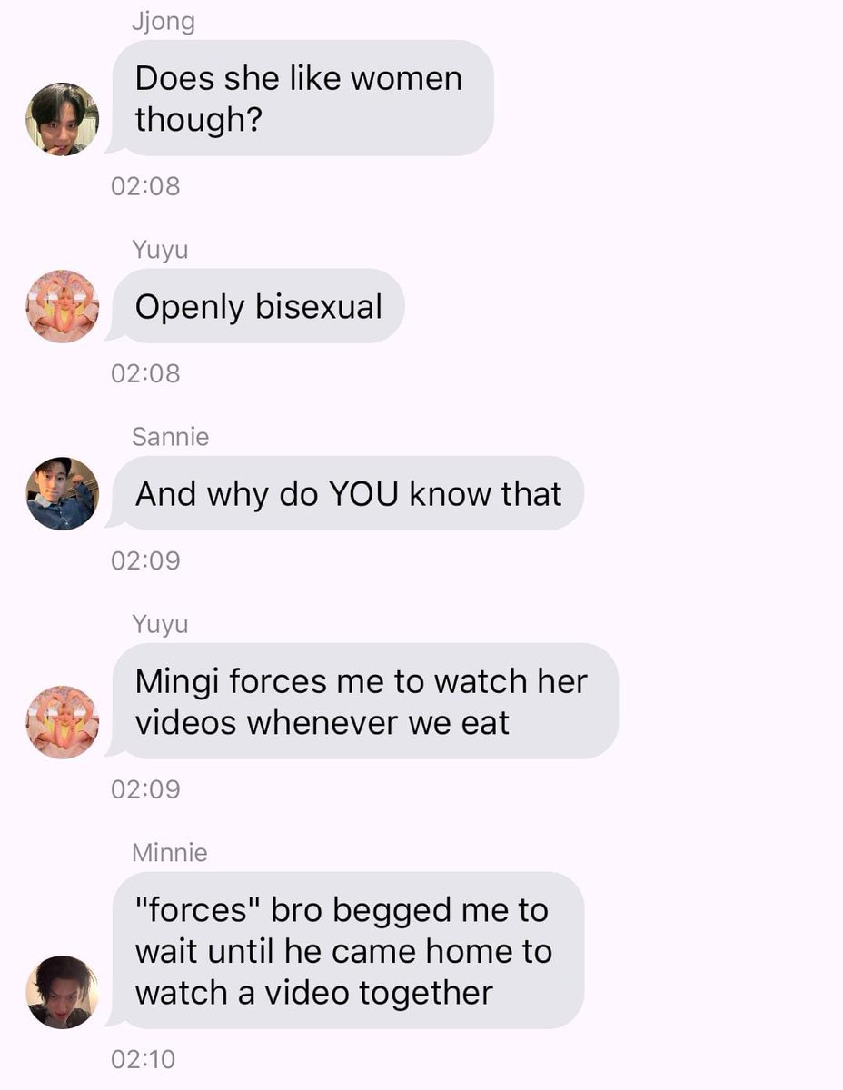 𝐀𝐬𝐞𝐧𝐚₊˚ ☽ ⋅ tweet media