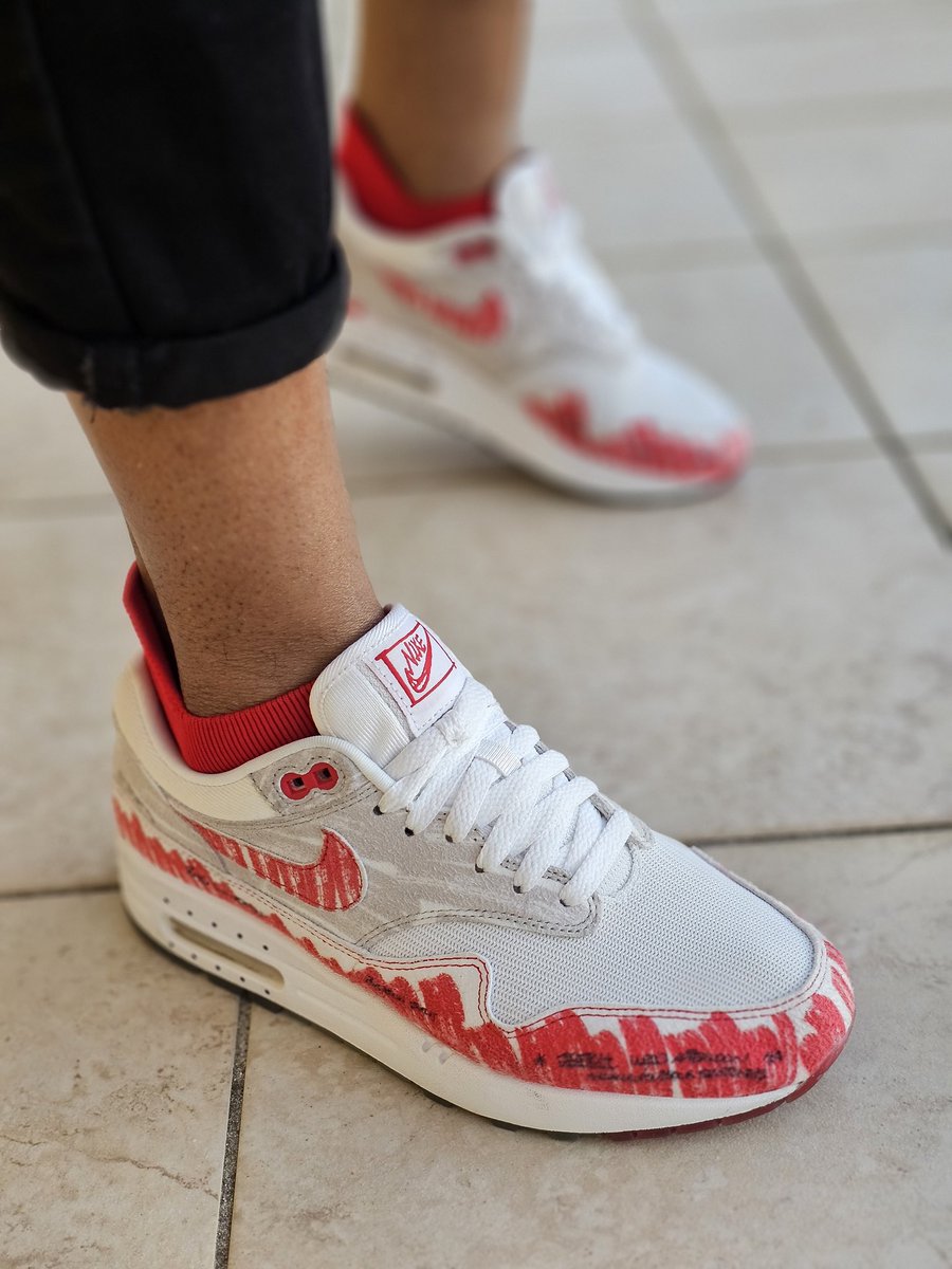 Ms. Snkrhead Lyfe 👟 tweet media