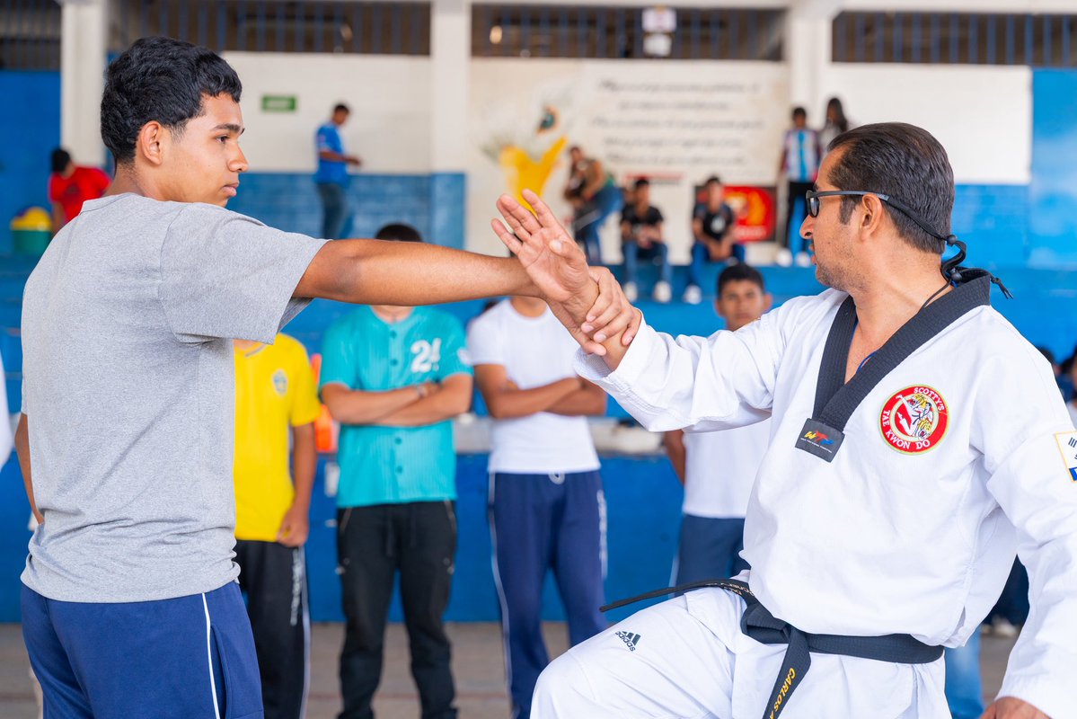 Dirección de Integración tweet media