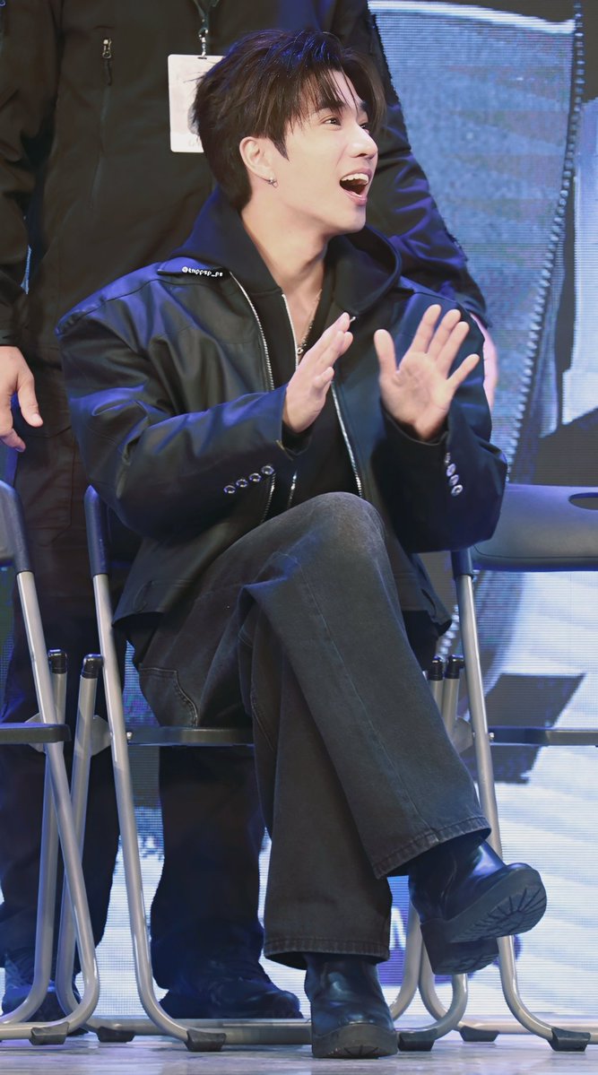 แม่ลูกสอง ^ °•° ^🖤PS🤍 tweet media