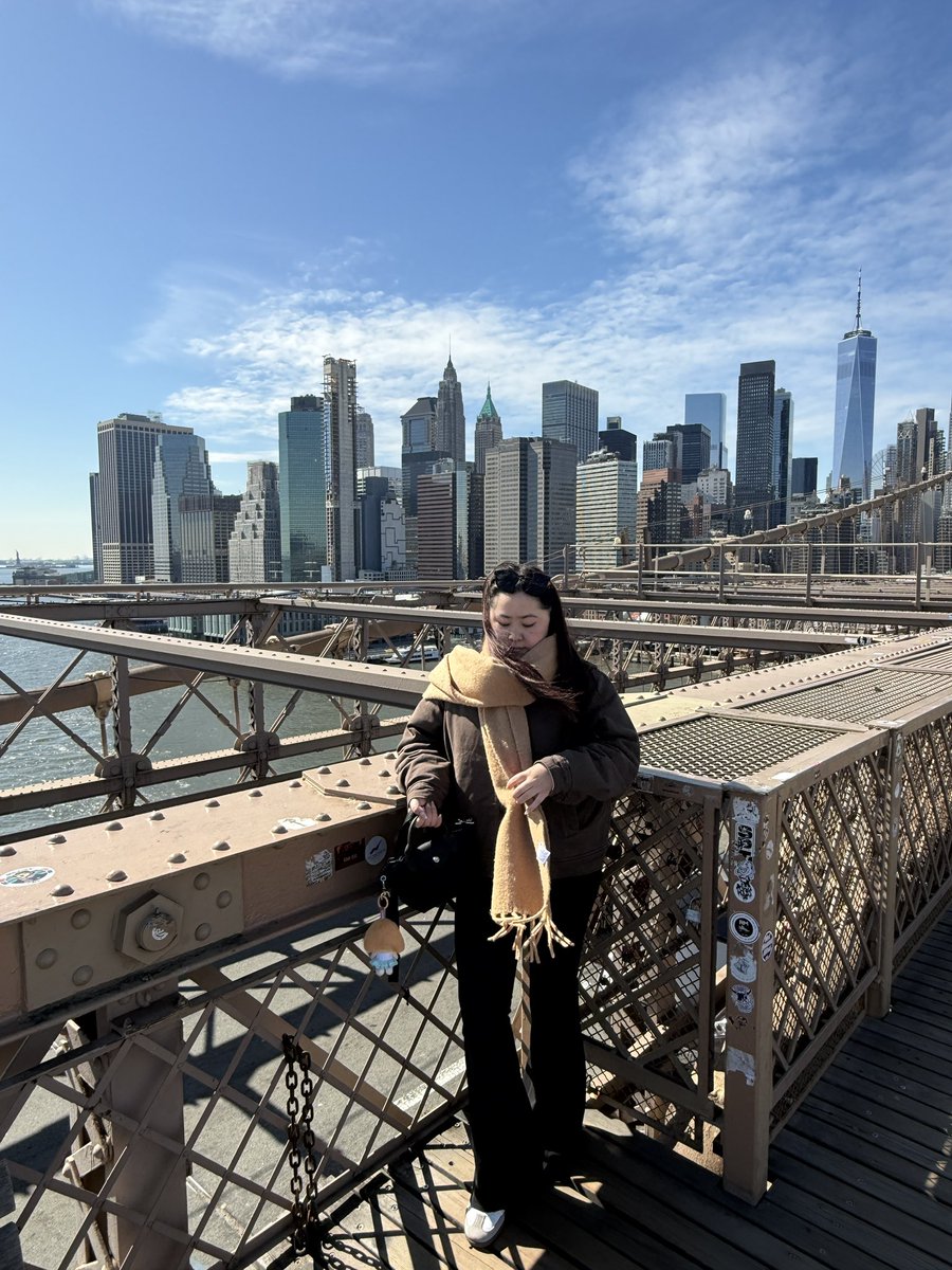 gubagina tweet media