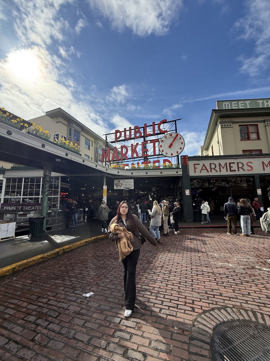 gubagina tweet media