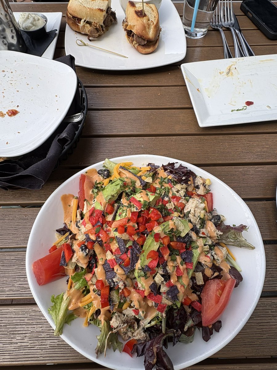 mikey🦋🦋 tweet media