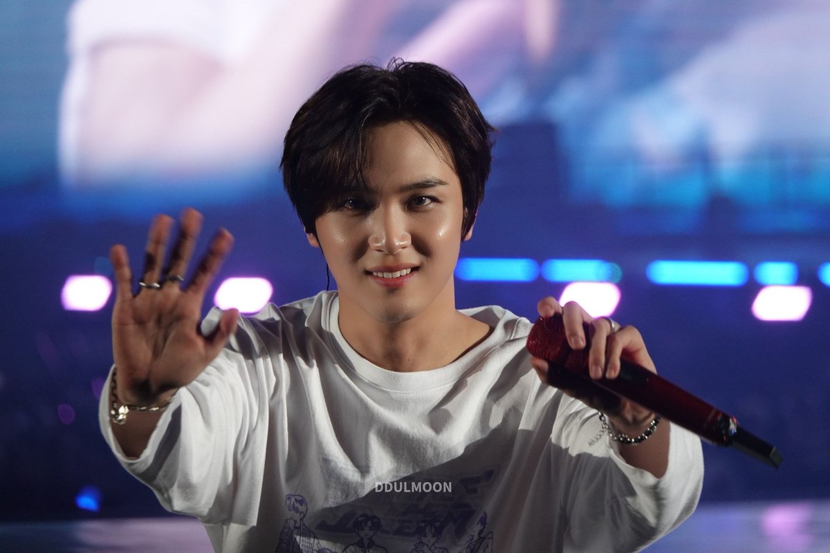 ddulmoon tweet media