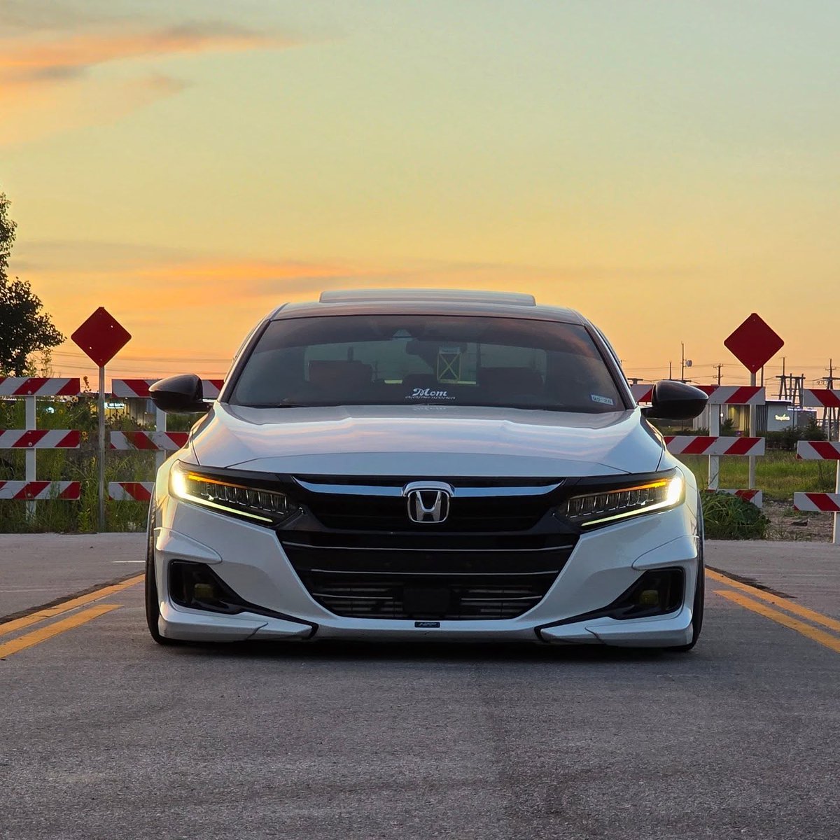 atlantichonda's tweet photo. 🌅 Golden hour with @fbo_cv2.0's Honda Accord. https://t.co/yqSOKN6LWk