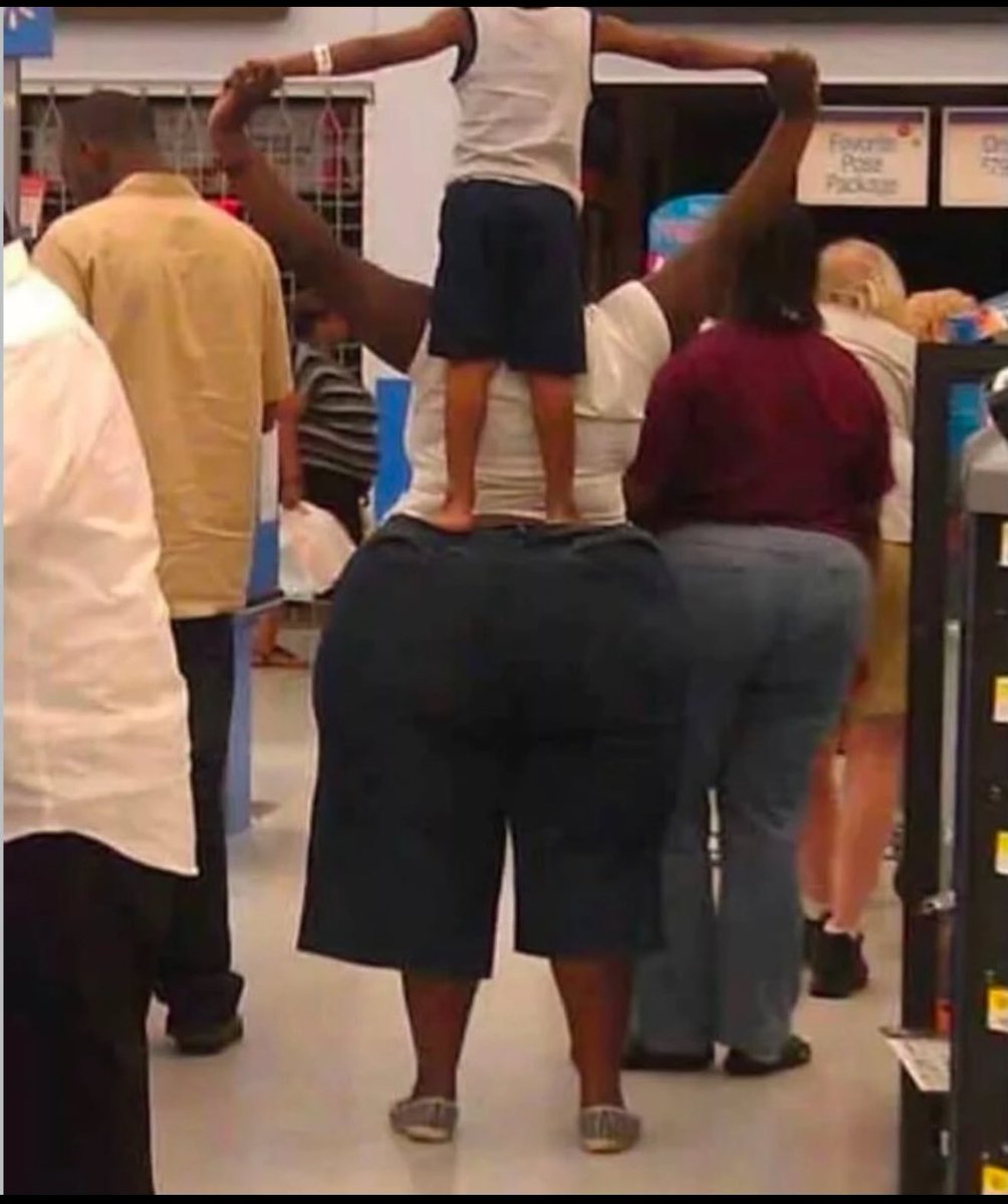 genZpimp tweet media