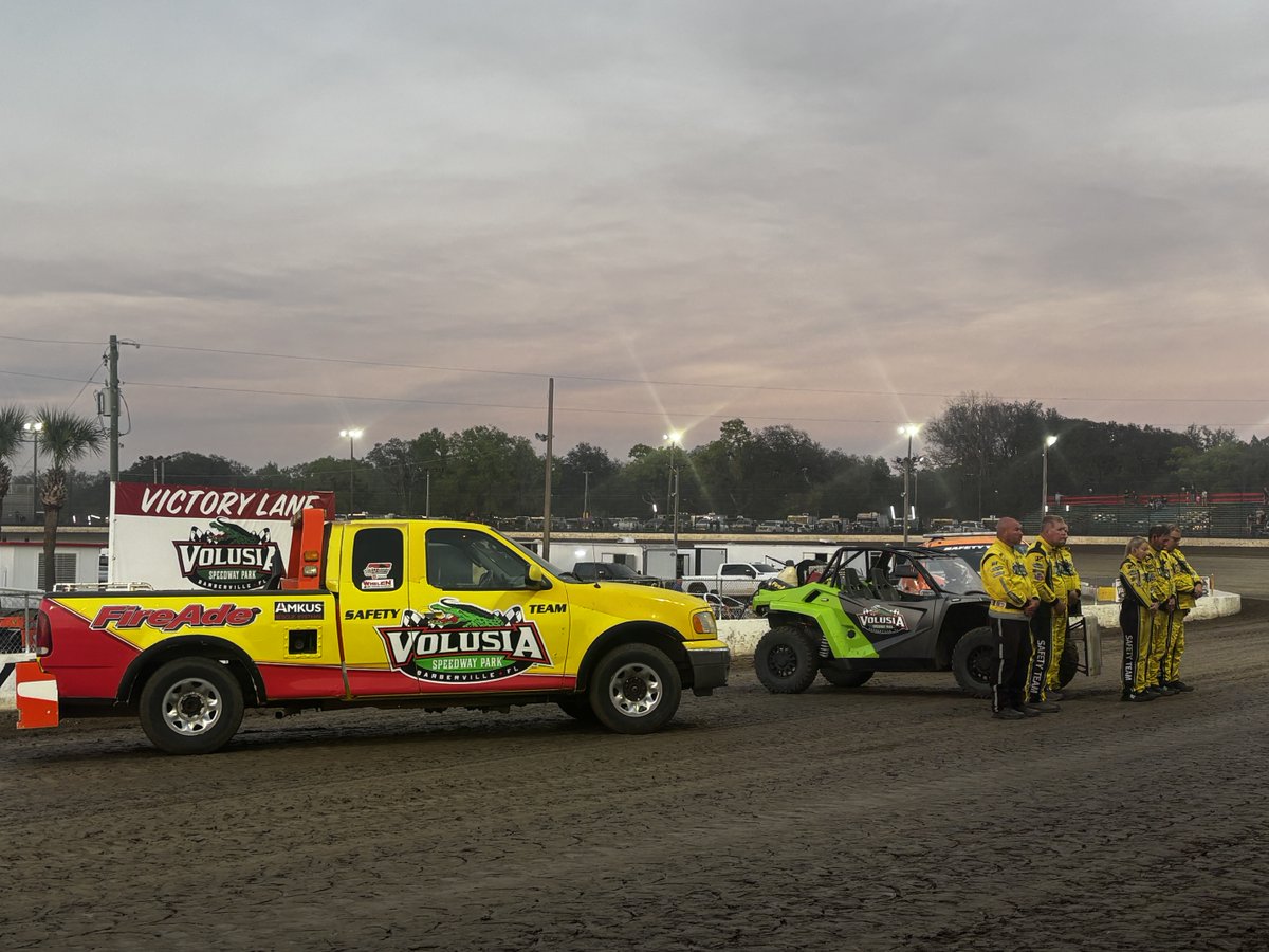 Volusia Speedway Park tweet media