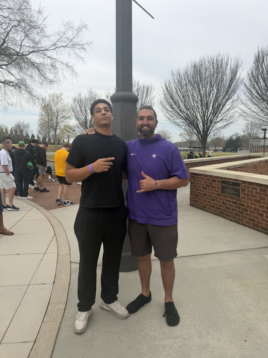 Thomas Gosier tweet media