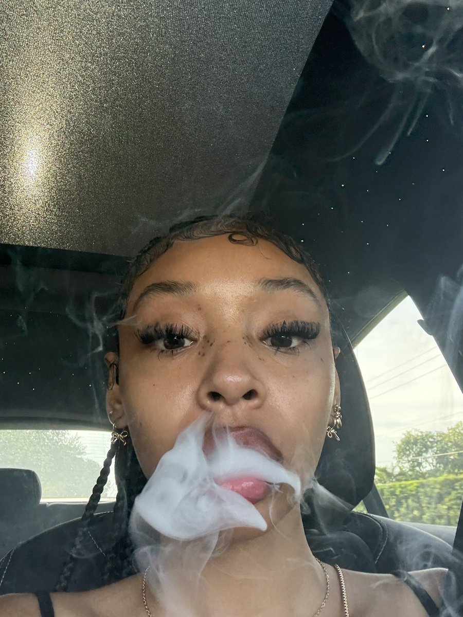 B K 💛 tweet media