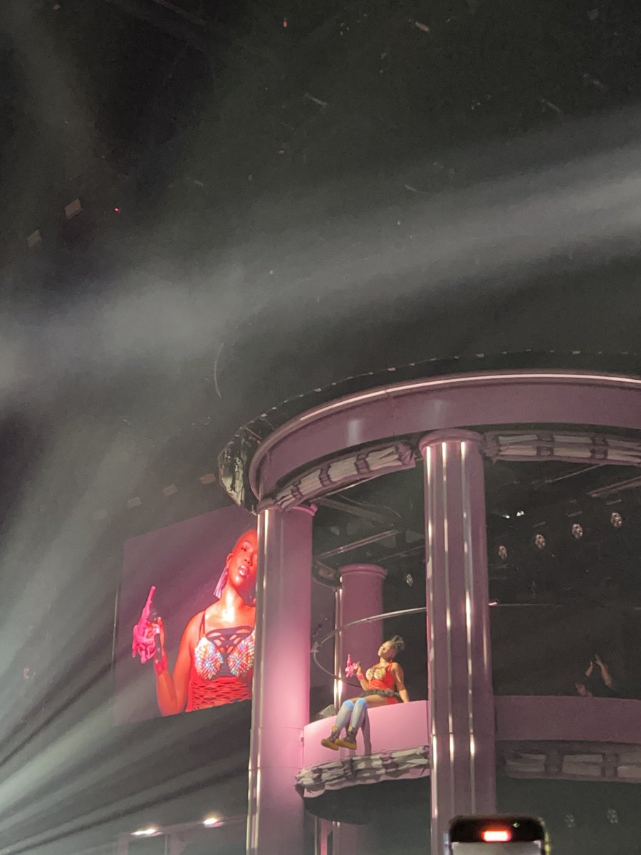 coffee shop 🍀🇵🇸 tweet media