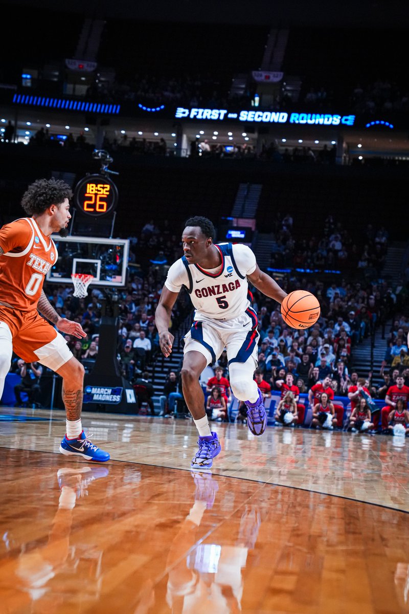 Gonzaga Basketball tweet media