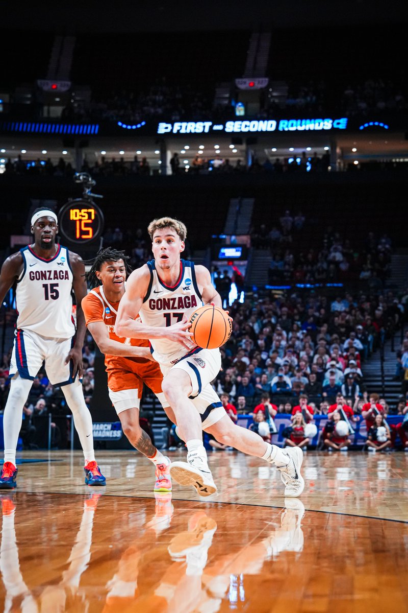 Gonzaga Basketball tweet media