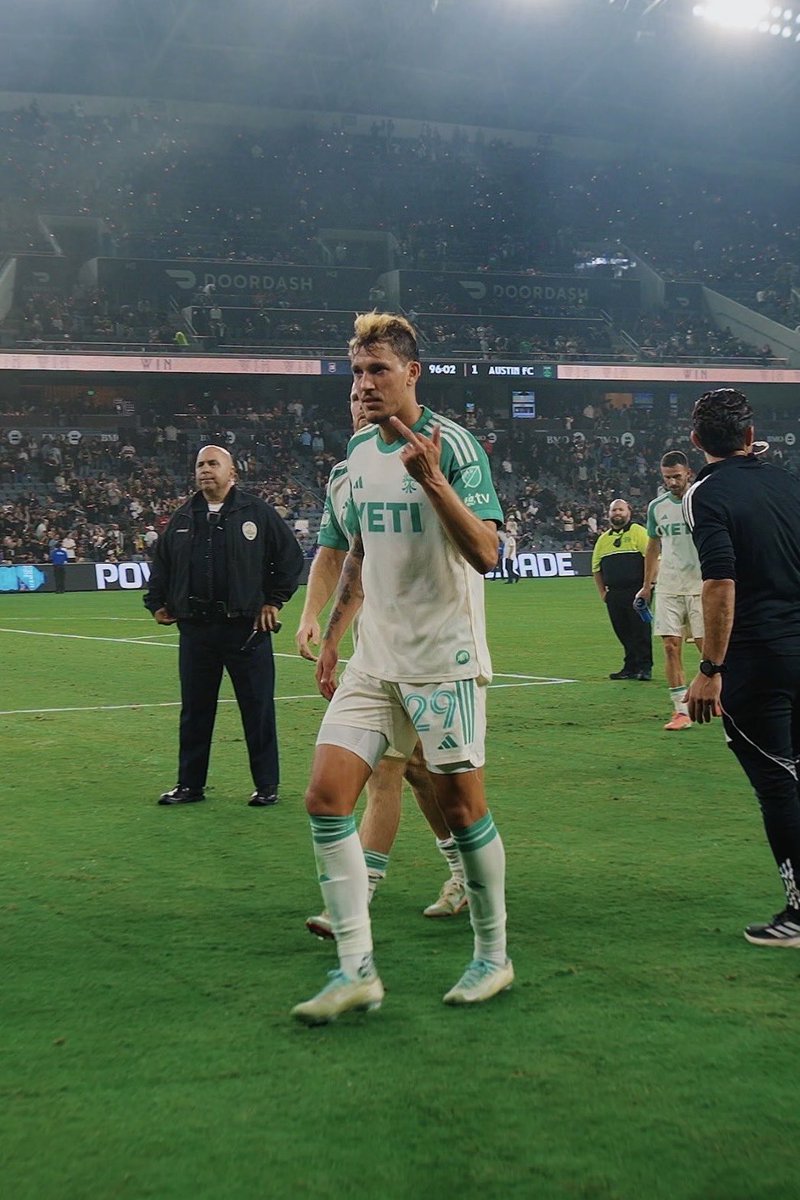 christie kanani tweet media