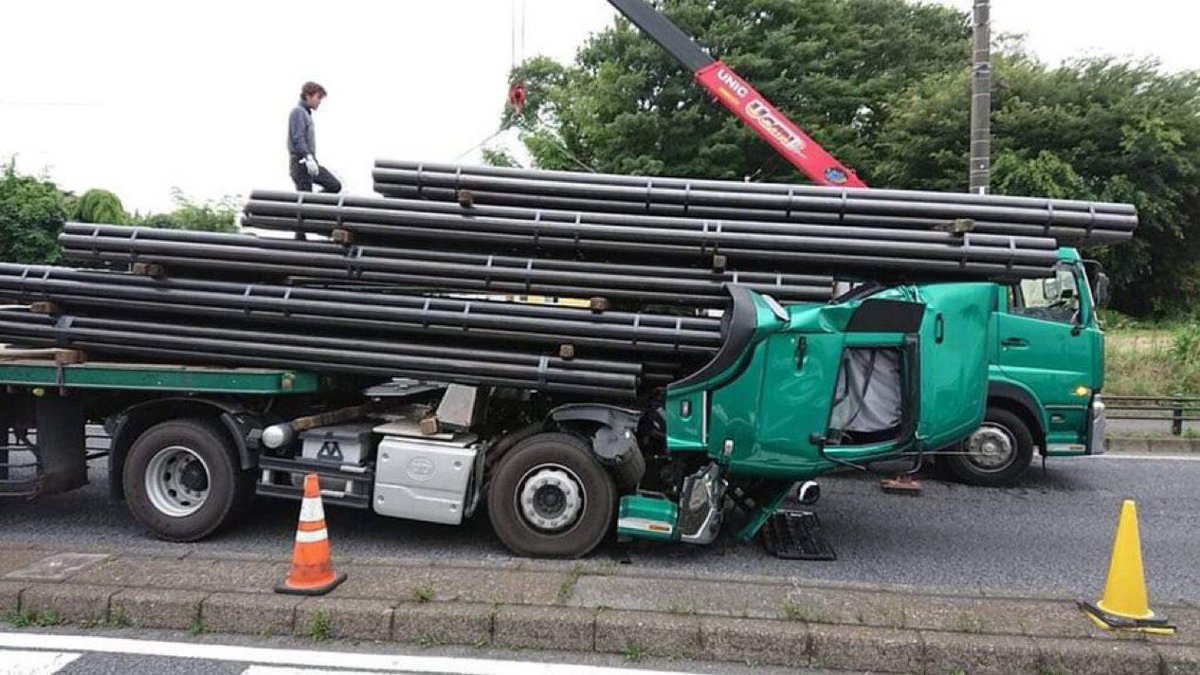 商用車メーカーの中の人 tweet media