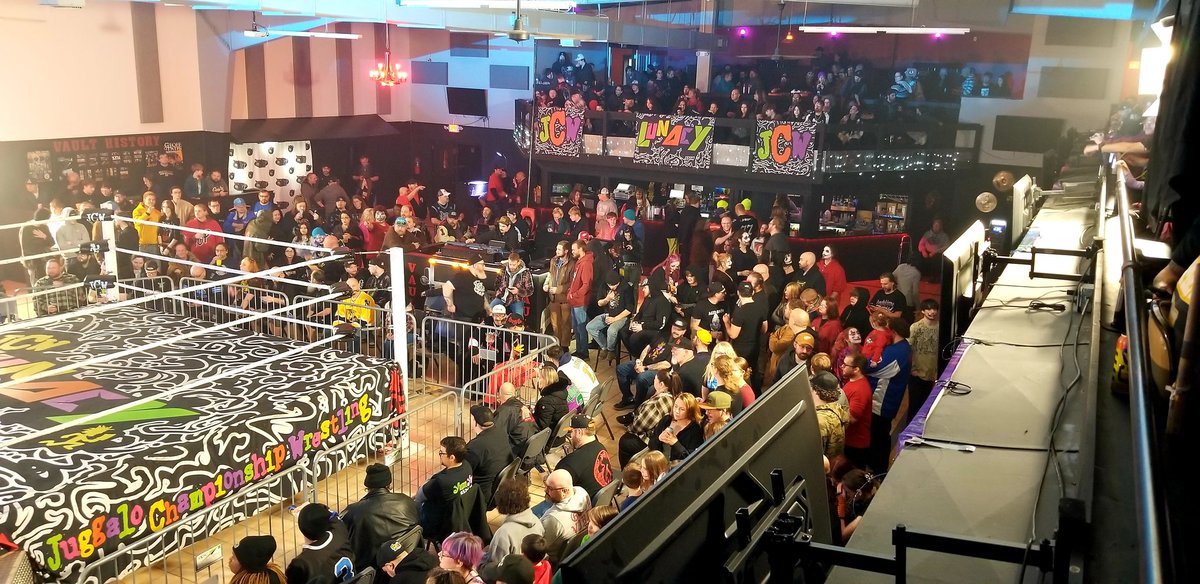 Mac Davis tweet media