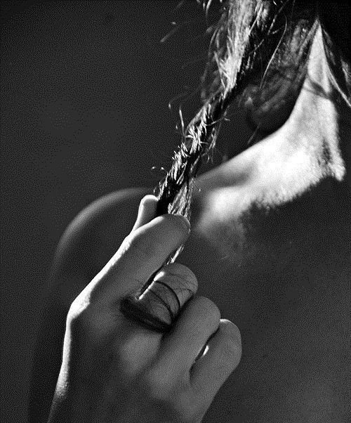 Todas sus líneas son hermosas 
y ella ni siquiera sabe 
que es poesía.