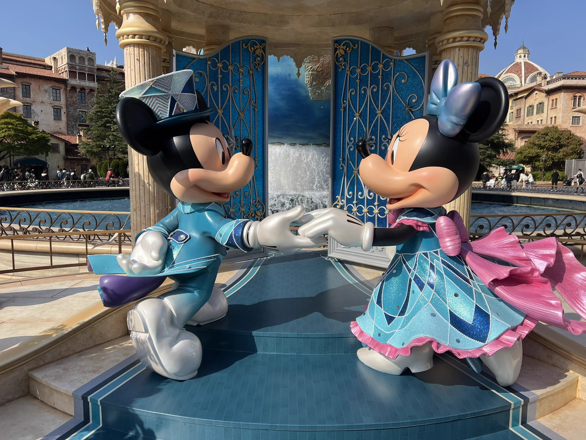 東京ディズニーシーに25周年新モニュメントが登場