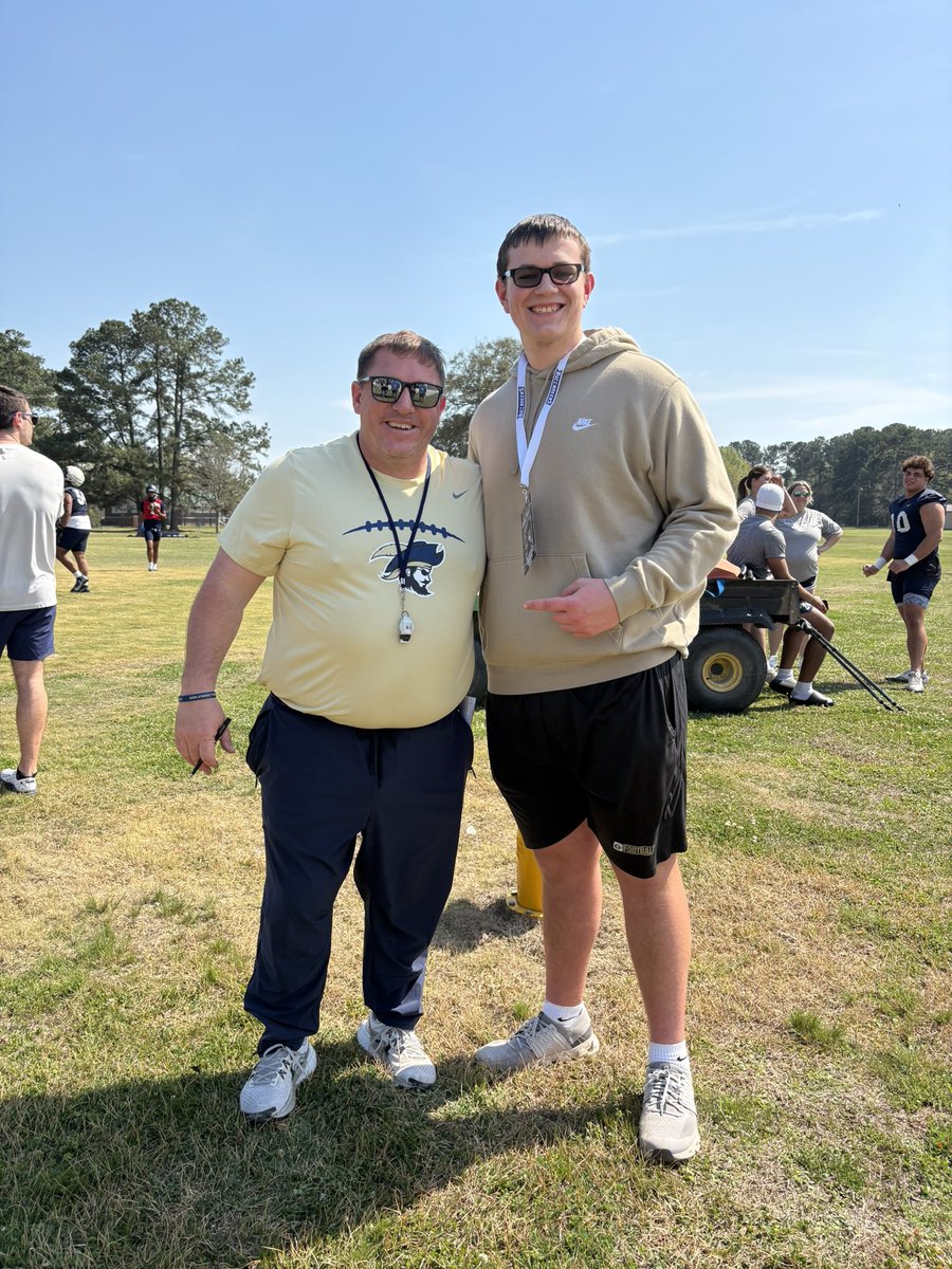 Nathan Huff tweet media