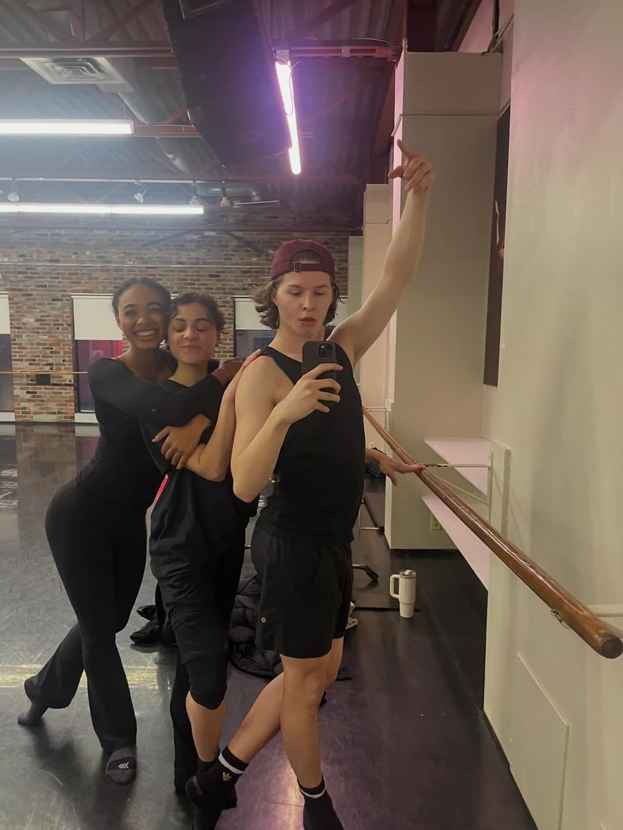 chandler kinney thinker 💭 tweet media