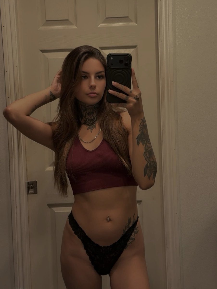 Kiara🕷️🕸️ tweet media