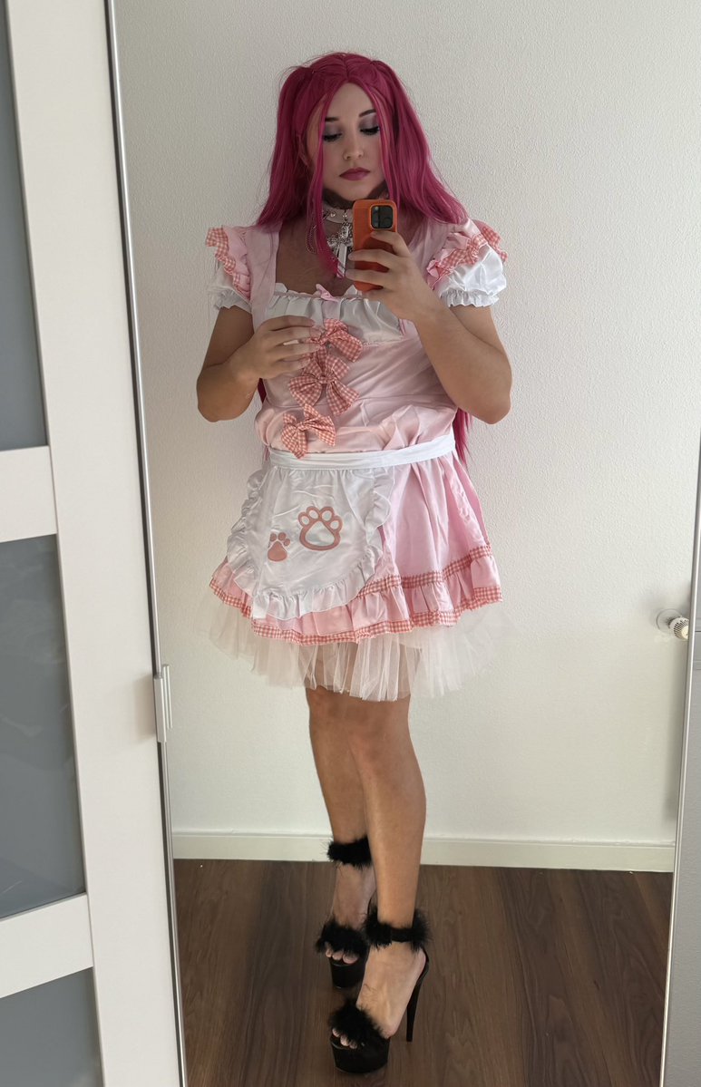 Sissy Maria tweet media