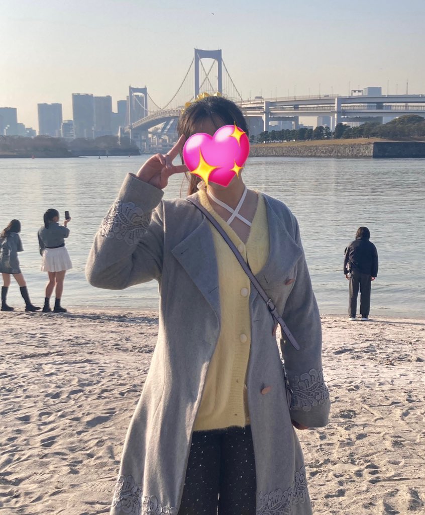 rion709's tweet photo. 解散しちゃったけど人生で一番最初、
小5の時から応援してたグループのリーダー髙野慧くん。
ずっと努力し続けてやっとデビュー！

変わってない所も沢山あったし、あの頃より更にレベルアップしたあきらくんが見れた！

受験が終わったからやっと会いに行けた！ちゃんとあきらくんカラー💛
 #BHNX https://t.co/SLaC3RxqiZ